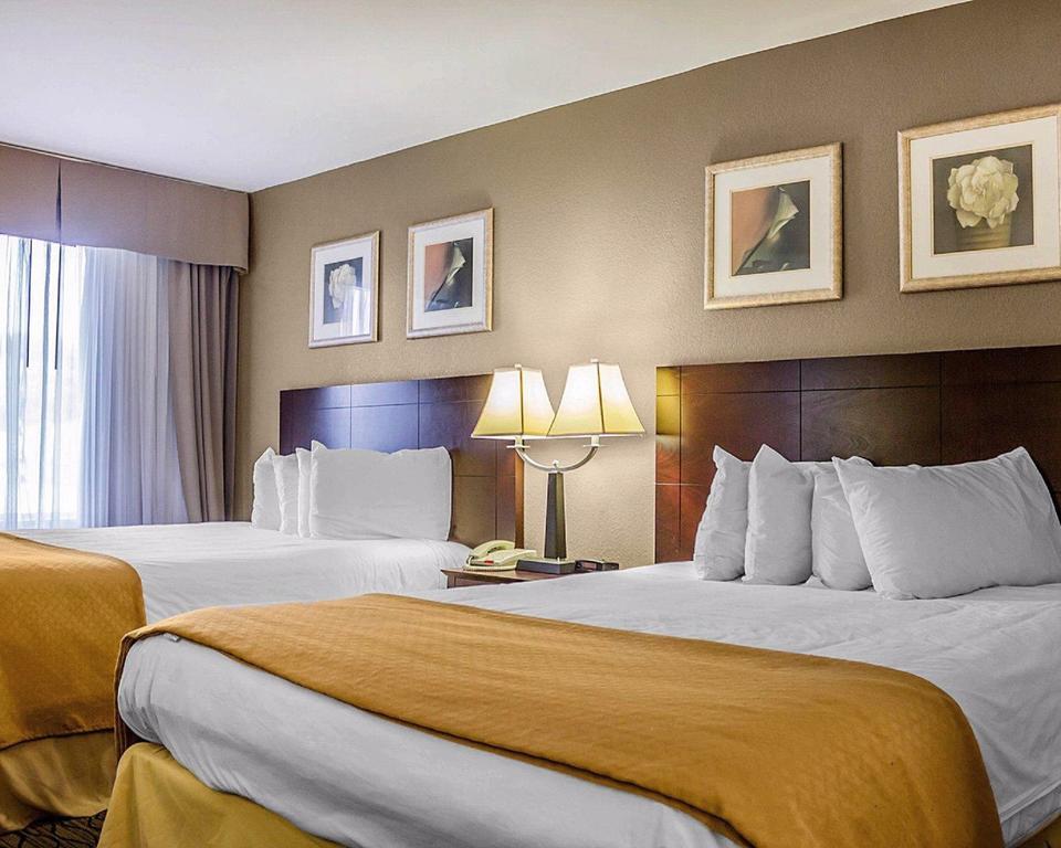 Quality Inn Waterbury Extérieur photo